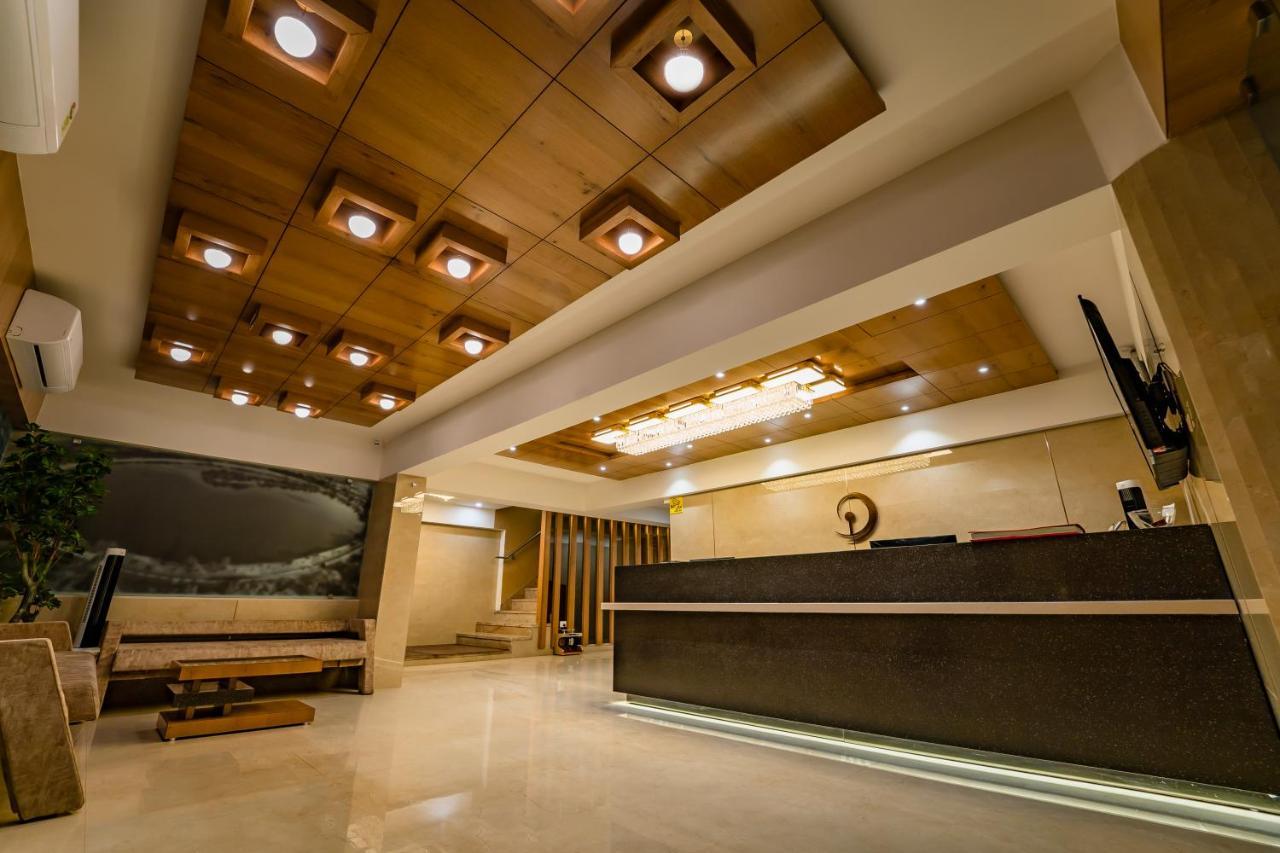 אחמדאבאד Hotel Pleasant Lake מראה חיצוני תמונה